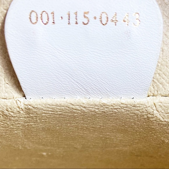 !!!!! SOLD!!!! Authentic GUCCI GG Supreme Webb - Picture 7 of 14